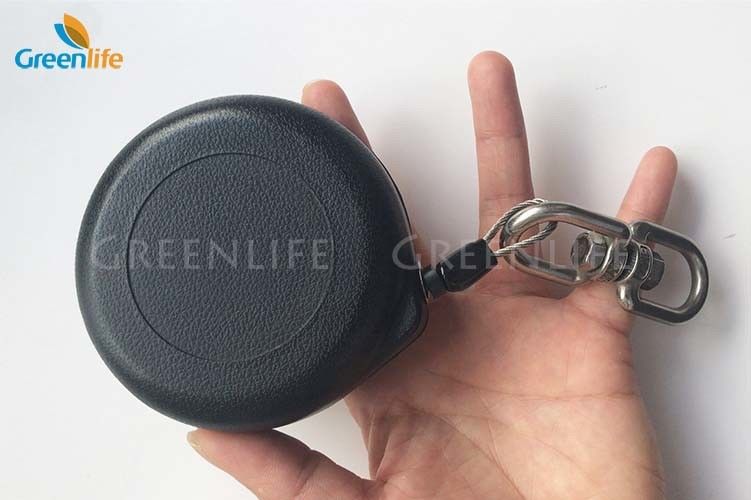 Self - Locking Retractable Tether Cord Quick - Stop Fall - Arrest With Round Pull Reel